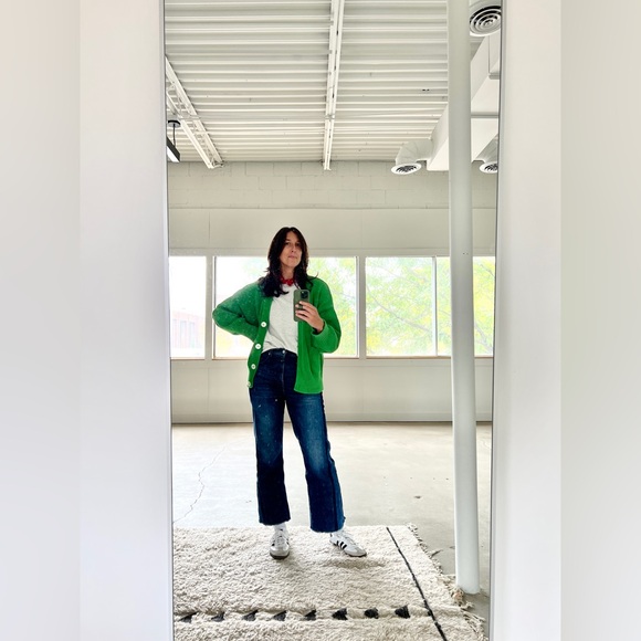 Meet your Posher, Sara - Picture 4 of 4